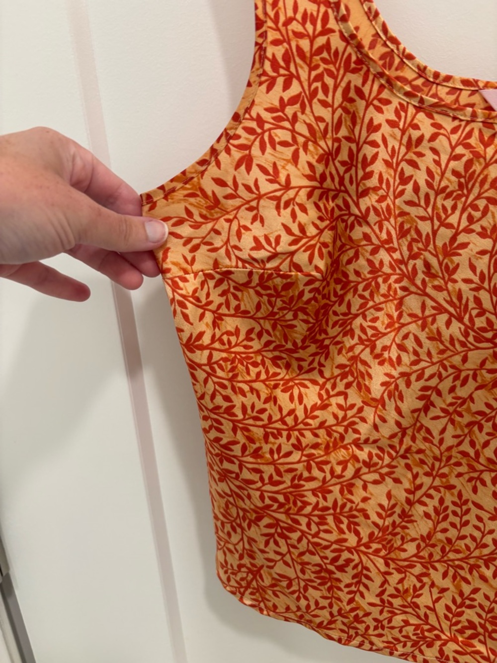Victoria’s Secret Vintage 90s Y2K Orange Yellow Satin Tank Top Size Small - Picture 3 of 10